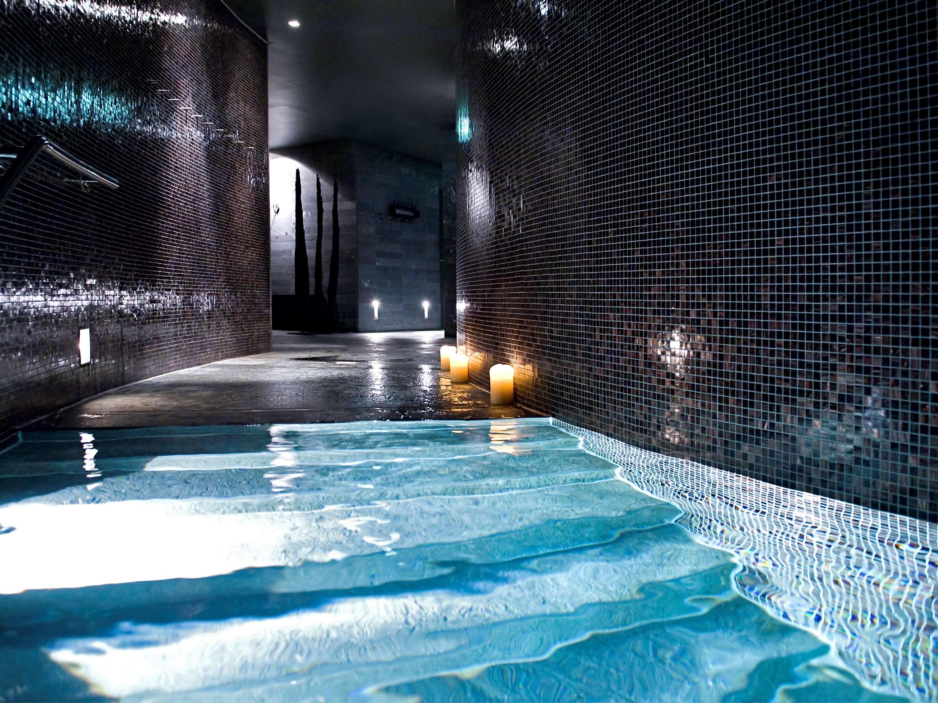 โรงแรมโซฟิเทล มิวนิก บาเยอโพสท์ ภายนอก รูปภาพ The spa at The Ivy Spa